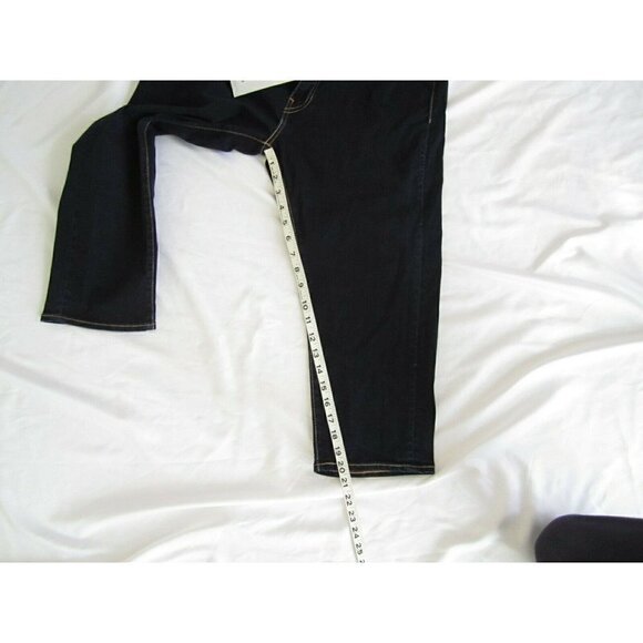 New W/ Tag Women's Levis 505 Regular Cropped Stretch Cool Jean Size 30 - Picture 5 of 11